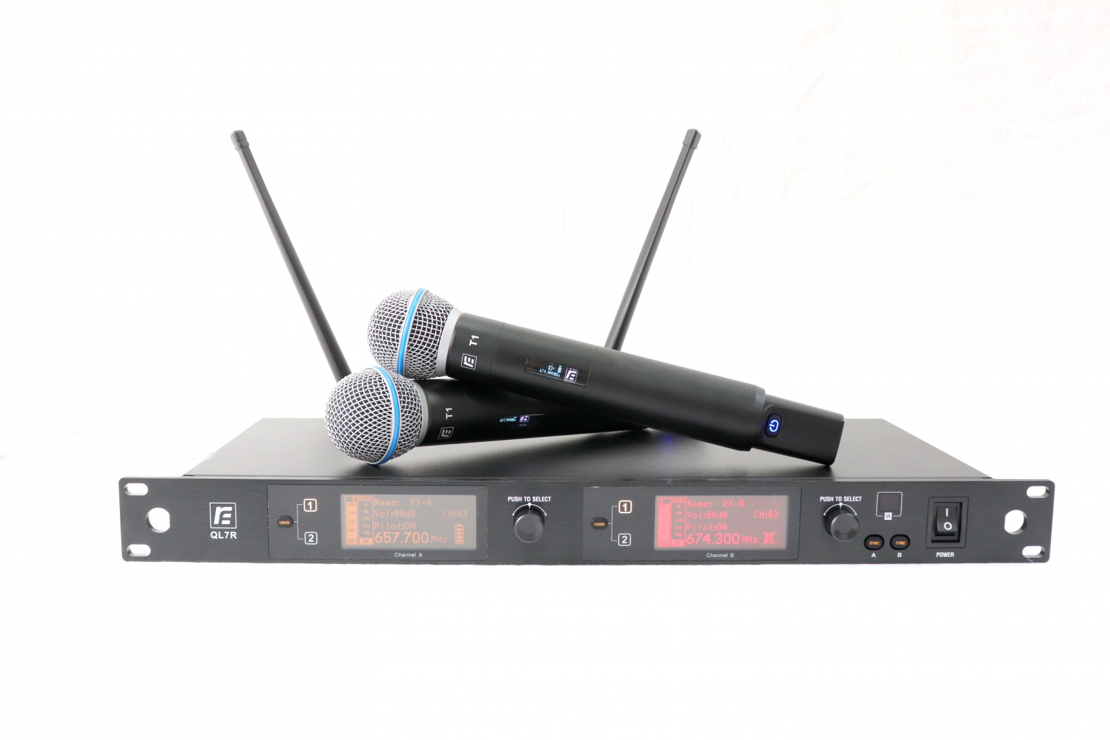 RFIntell QL7R/T1-B 720,500-754,000 МГц 2-канальная радиосистема с 2-мя ручными микрофонами в Бугуруслане